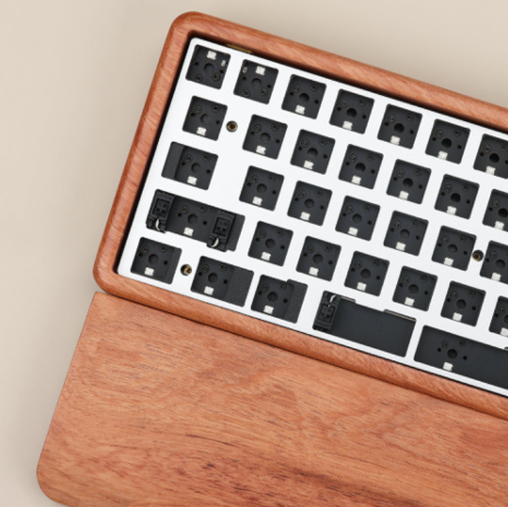 KBDfans 65% WOODEN CASE HOT-SWAP KEYBOARD DIY KIT WITH WRIST